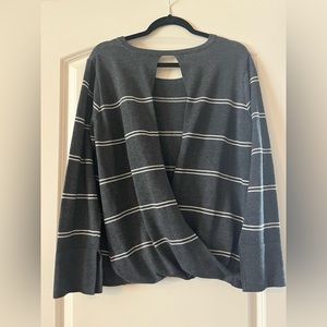 Heartloom Beautiful Charcoal Striped Open Back Sweater Women’s Size Medium
